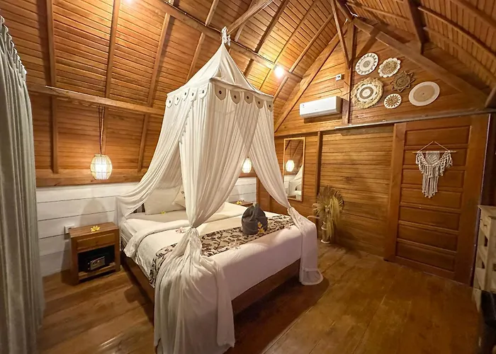 Hideout Sunset Hotel 3*